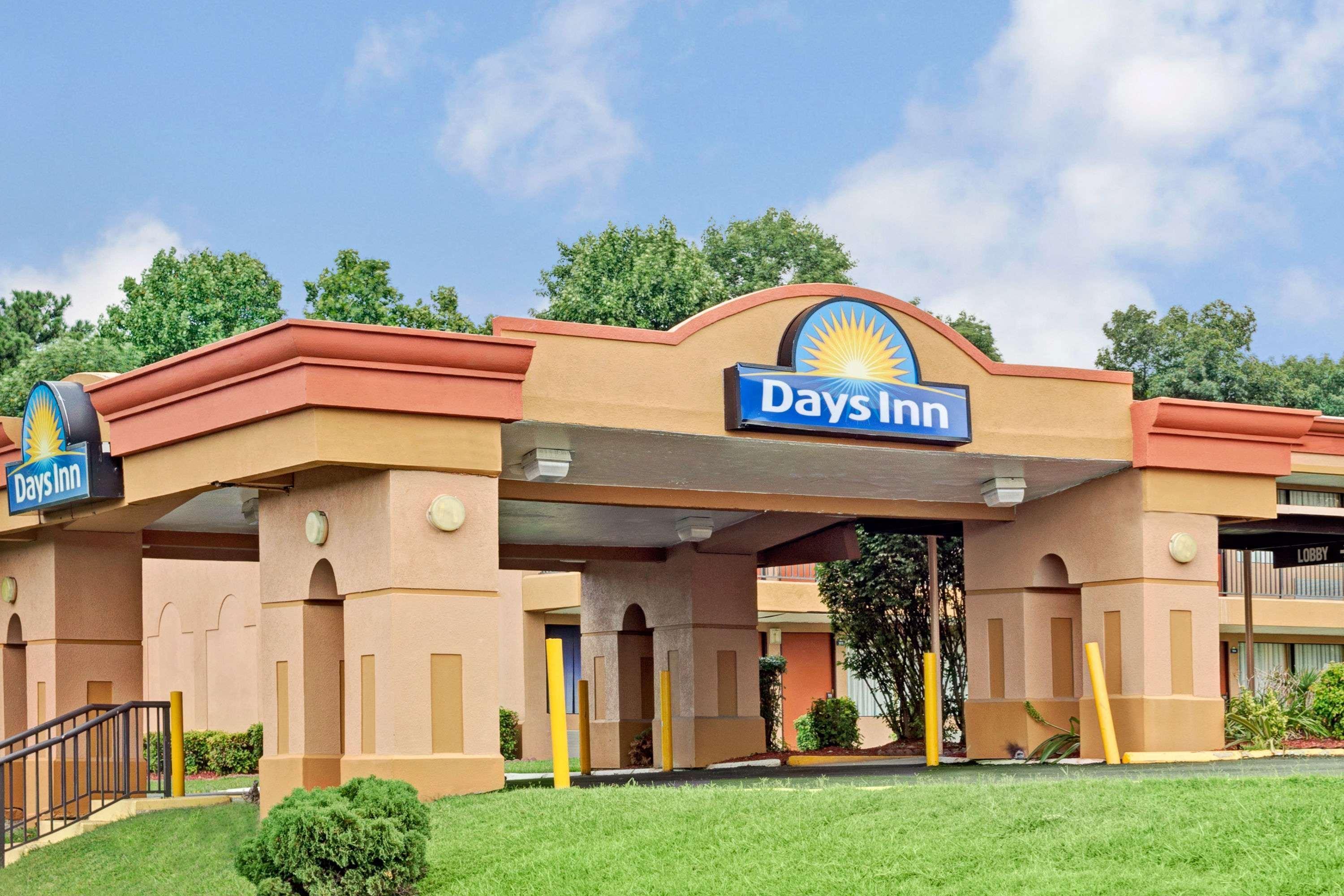 Days Inn By Wyndham Durham/Near Duke University Extérieur photo